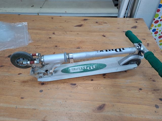 patinete jd bug verde aluminio plegable