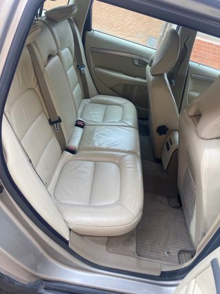 Volvo XC70 2009