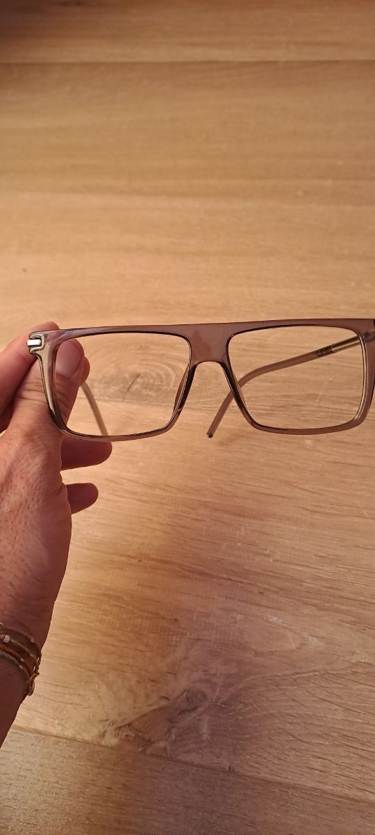 Gafas DKNY- Giorgio Armani- Marc Jacobs- Dsquared