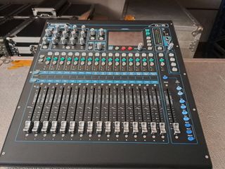 Mesa De Mezclas Digital Allen Heath Qu 16