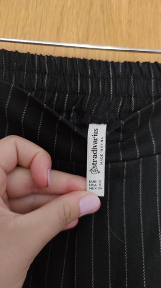 Pantalón de vestir Stradivarius