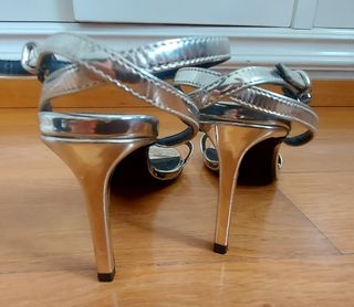 Sandalias metalizadas