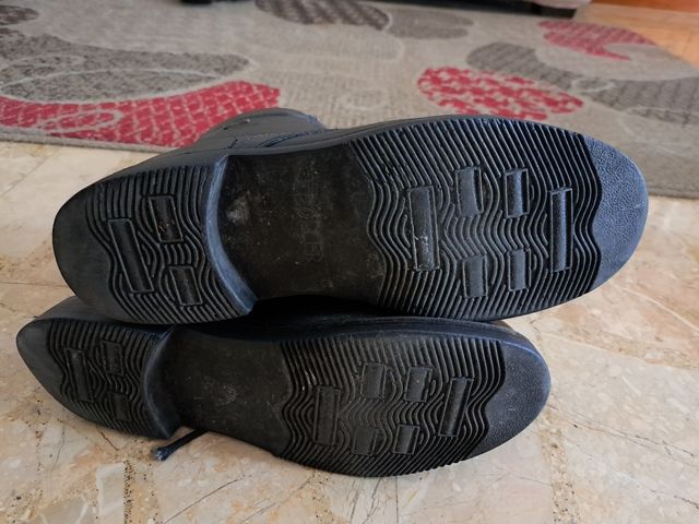 Stivaletti neri bailo numero 43