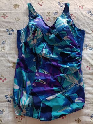 BAÑADOR DE MUJER TALLA 56