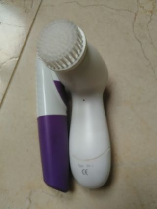 Cepillo limpieza facial y recortadora