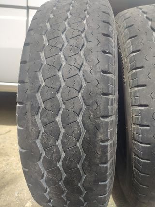 Firestone 195/70 R15c 104/102R 2008