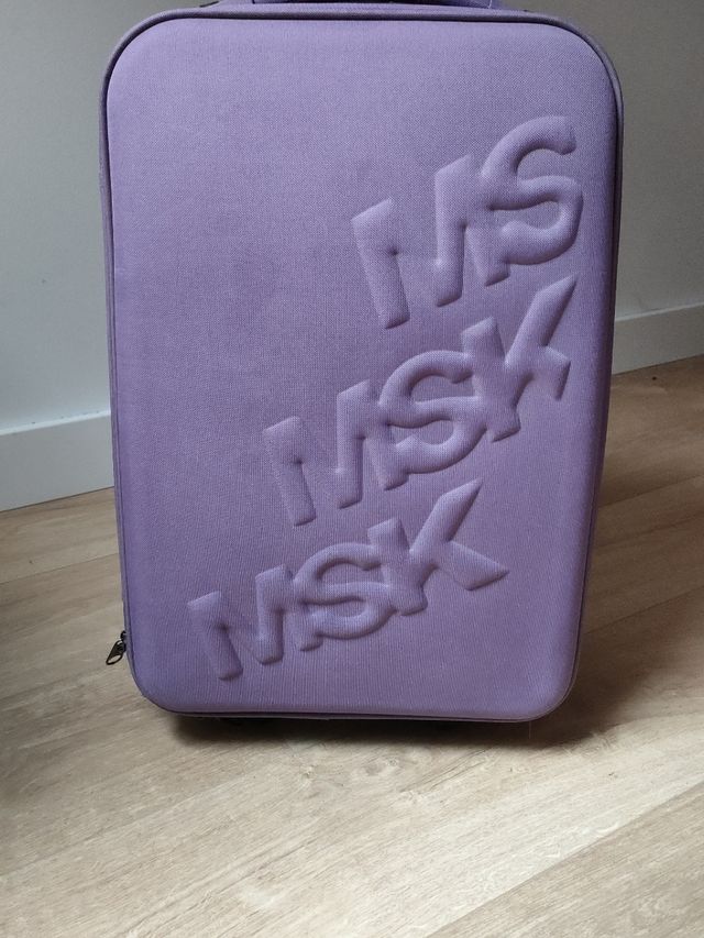 Maleta de cabina marca Misako