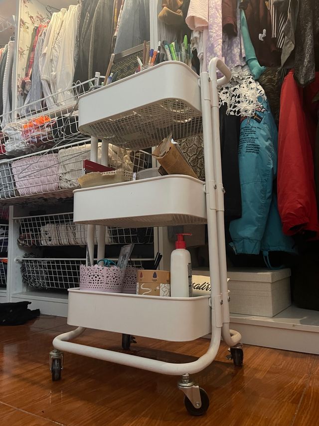 Carro metálico ruedas