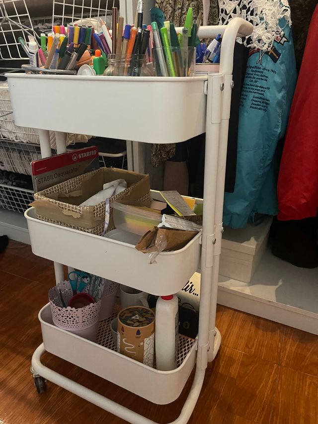 Carro metálico ruedas