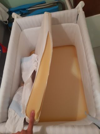 Mini cuna marca Micuna buen estado