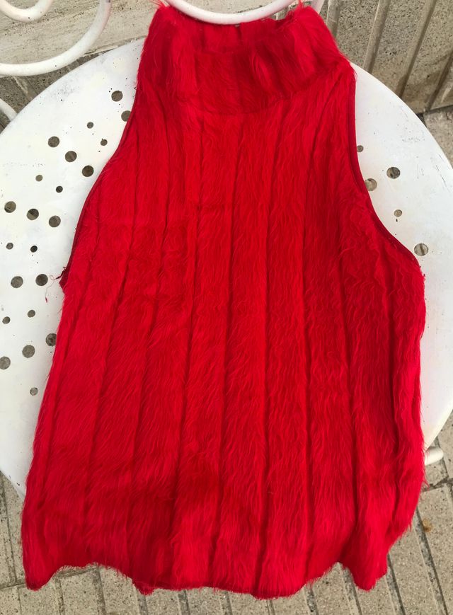 Top rojo de pelito