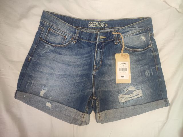 Pantalón vaquero corto