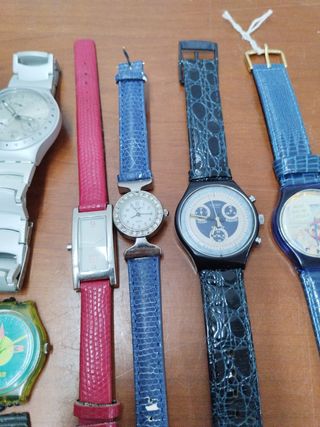 3 Lotto di 8 orologi Swatch e altre marche