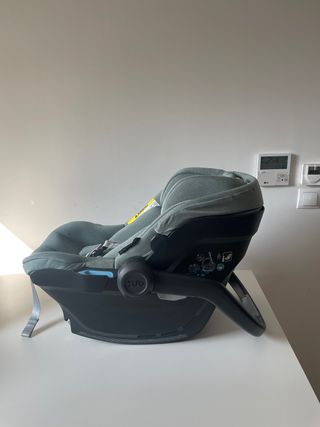 Uppababy Mesa i-size + Base isofix