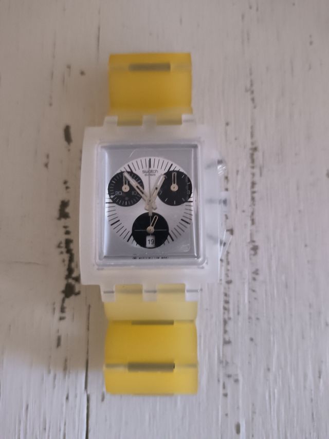 Reloj Swatch Chrono Witedunday SUEK400
