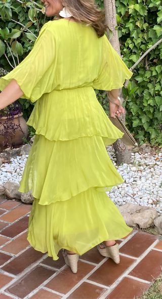 Vestido de volantes con moviminto