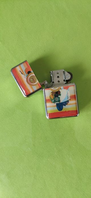 Accendino STAR "Retro Scooter". Da inaugurare!