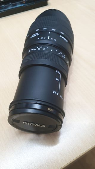 Maquina fotos analogica con filtros, teleobjetivo