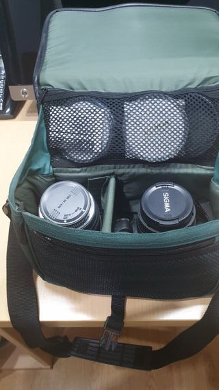 Maquina fotos analogica con filtros, teleobjetivo