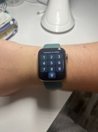 Apple Watch Series 4 oro