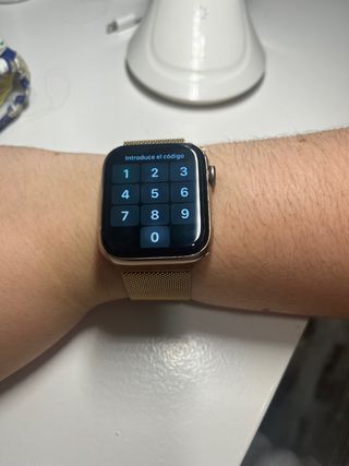 Apple Watch Series 4 oro