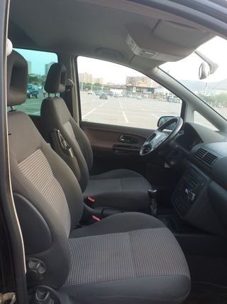 SEAT Alhambra 2005