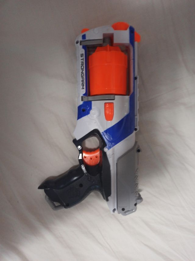 Pistola Nerf Strongarm