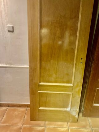 Puerta roble provenzal  De izq 72 x 2m 3 cm