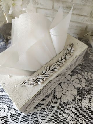 Caja para pañuelos de papel