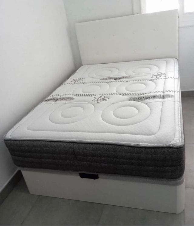 Liquidacion en canapes colchones cabezales sofas de segunda mano en