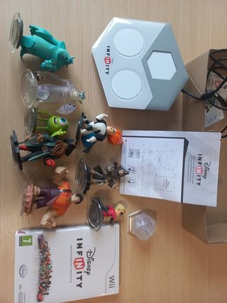 Juego wii Disney infinity.