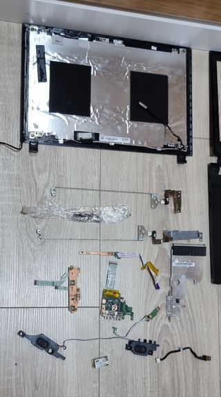DESPIECE de portátil TOSHIBA SATELLITE  C40-C-10K