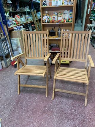 sillas madera tropical.