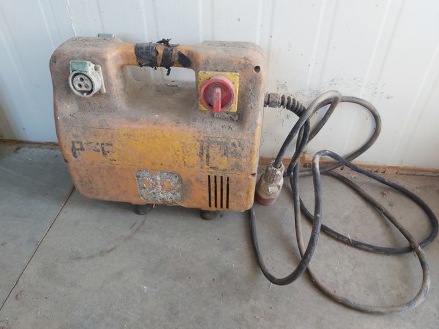 Convertitore e vibratore per calcestruzzo 380w