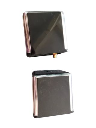 Dos Altavoces Pequeños