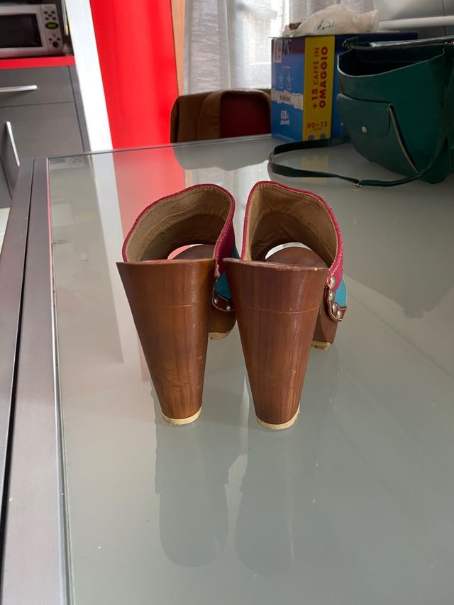 Zoccoli bianco/fucsia /azzurro