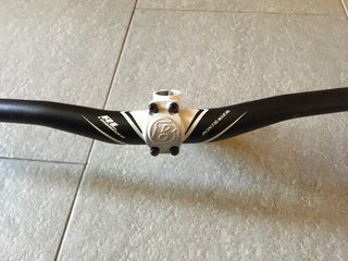 Manillar y potencia Bontrager