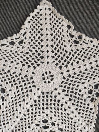 Tapete ganchillo 30x27 cm