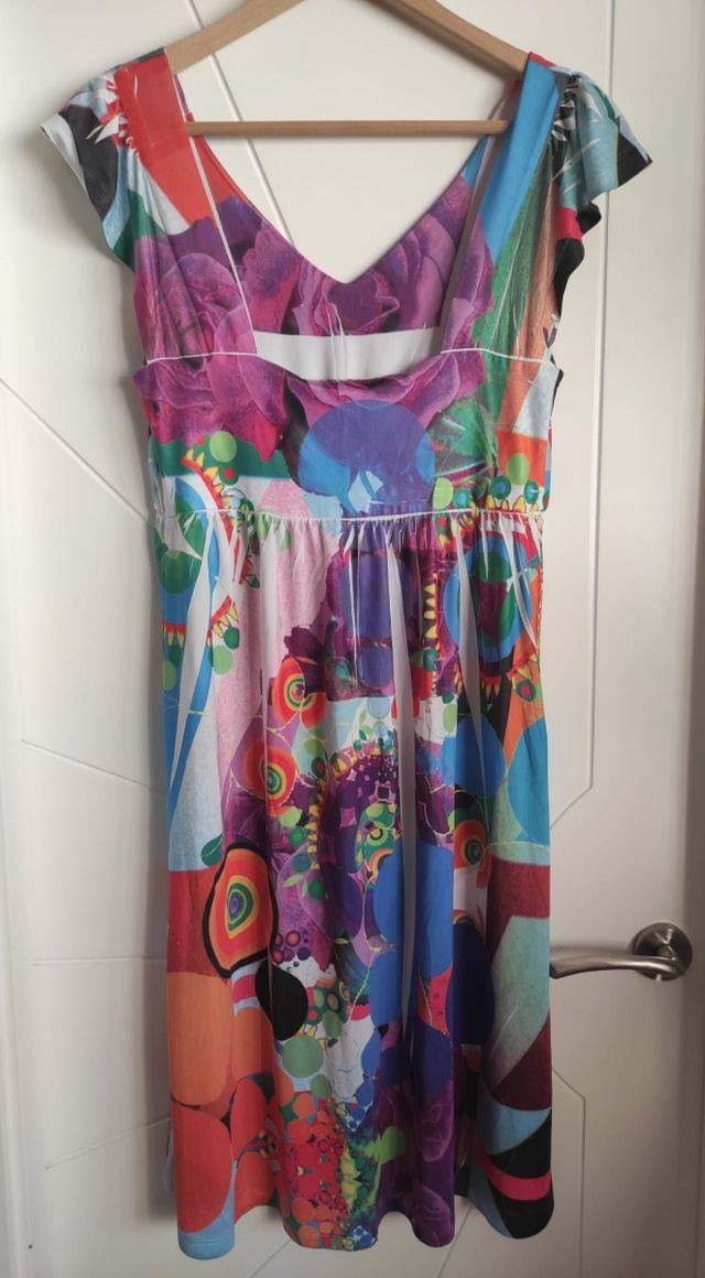 Urge vender!! Vestido Desigual talla L