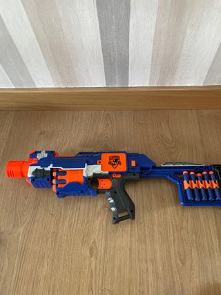 NERF STRIKE ELITE
