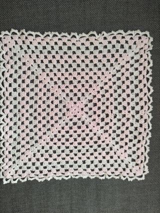 Tapete ganchillo 23x23 cm