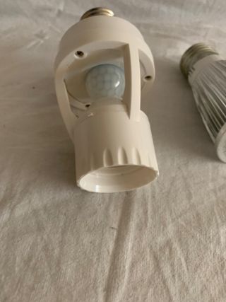 Portalampara con sensor y bombilla para plantas