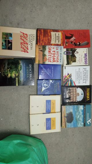 Novelas y colecciones