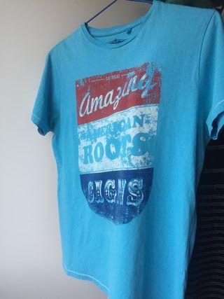 Lote de un polo de Pull&Bear y dos camisetas