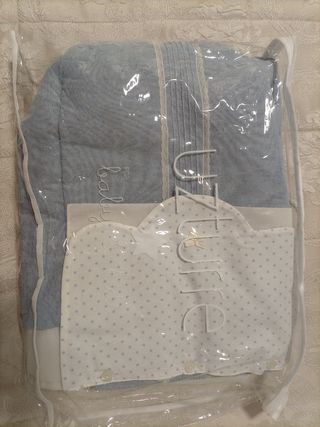 Cojín de lactancia + saco para capazo.