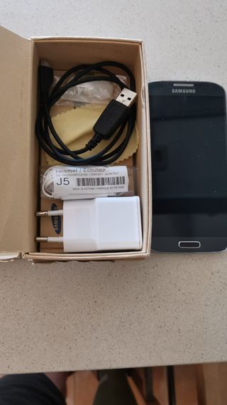 Samsung Galaxy S4 GT-19505