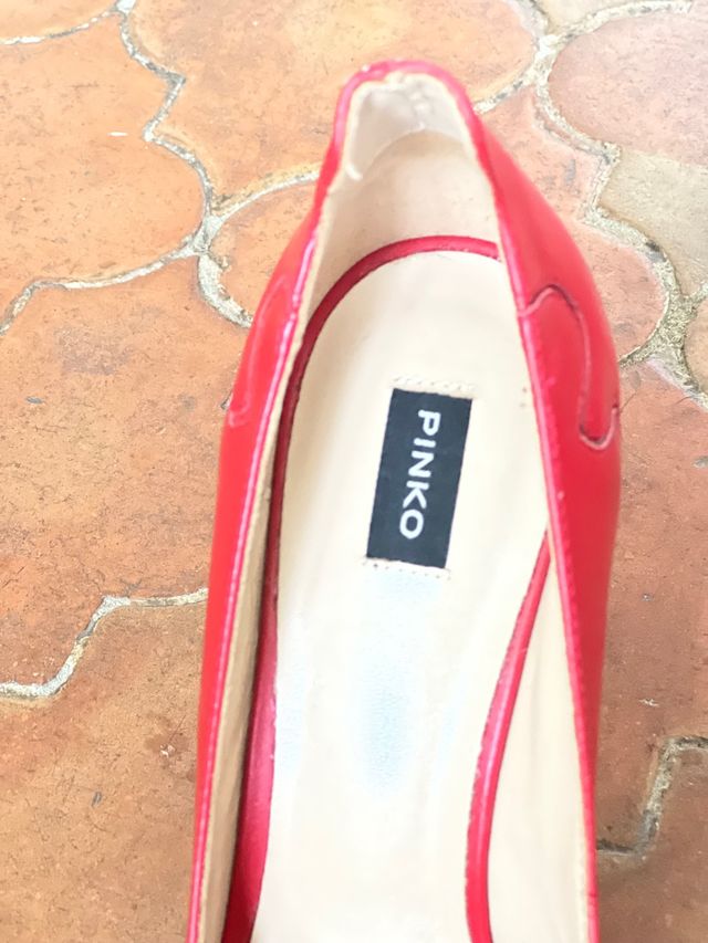 Salones Piel. Pinko. Nuevos. Talla 38