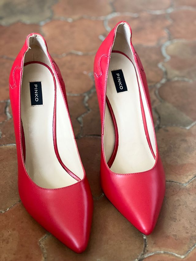Salones Piel. Pinko. Nuevos. Talla 38