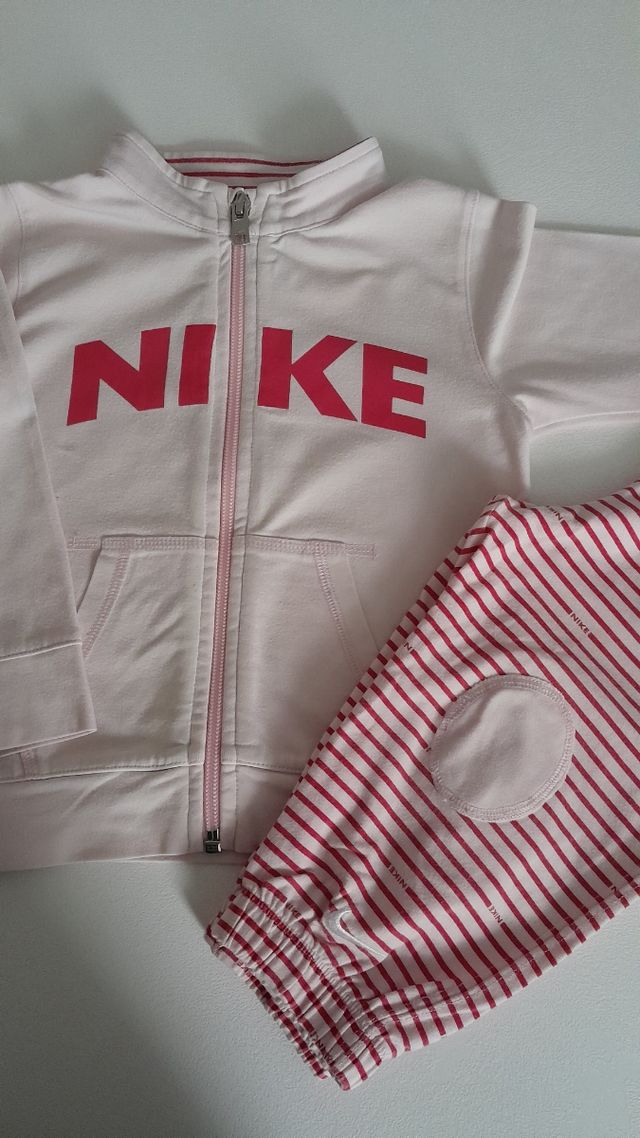 Tuta Nike bambina 12/18 mesi