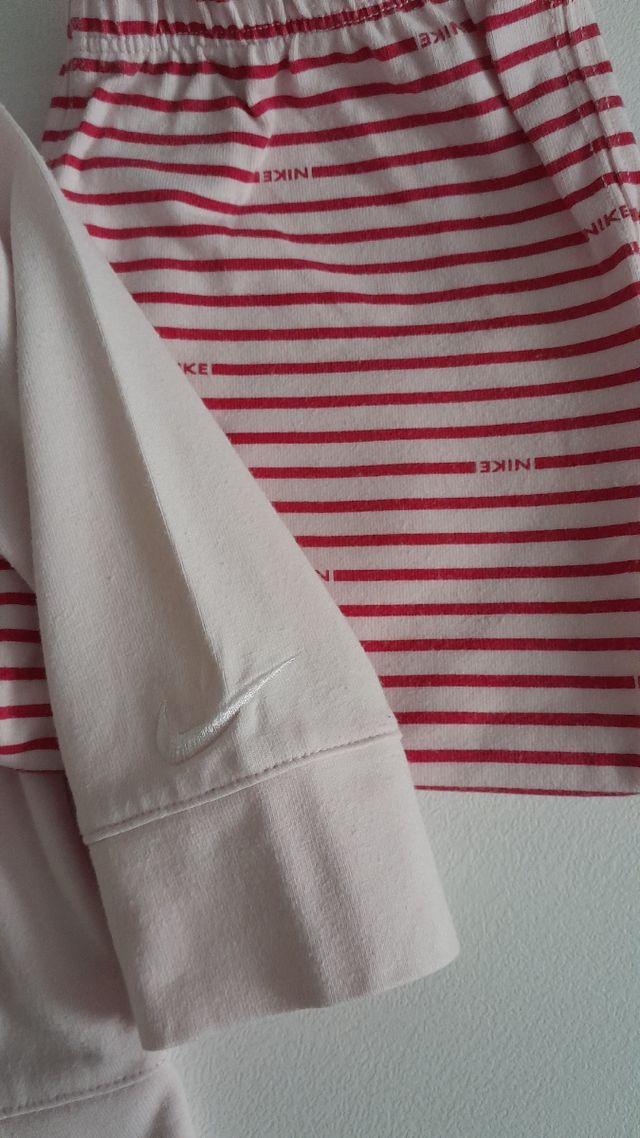 Tuta Nike bambina 12/18 mesi